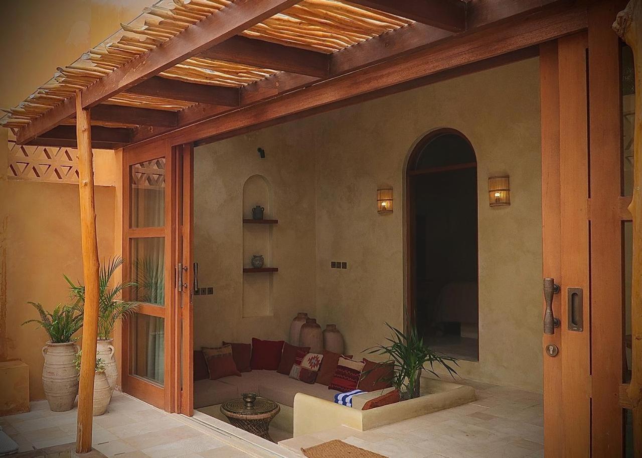 Lina Boutique Villas And Spa Kuta  外观 照片